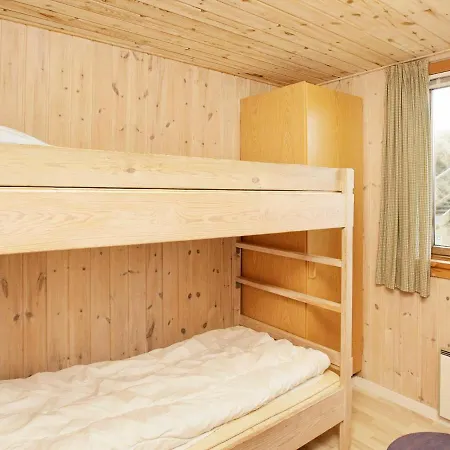 Five-bedroom Holiday In Oksbol 2 ויירס סטרנד