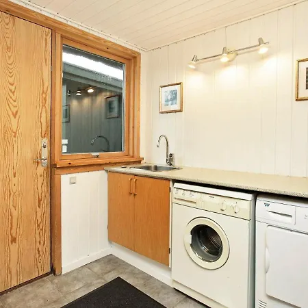 Five-bedroom Holiday In Oksbol 2 בית נופש *