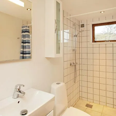 בית נופש Five-bedroom Holiday In Oksbol 2